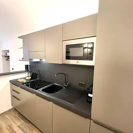 Arnaldo 10 - Apartment Sanremo